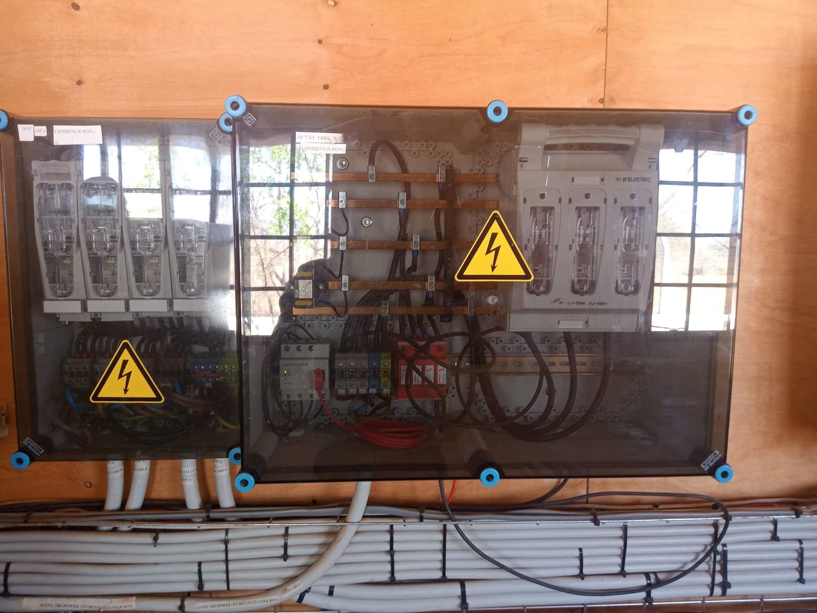 Solar Combiner Boxes